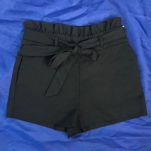 Zara paperbag shorts with ruffle and belt detail
